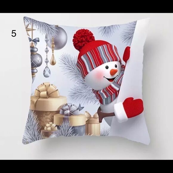 COPY - 🆕 CHRISTMAS SNOWMAN PILLOWS Set of 2 - Picture 3 of 7